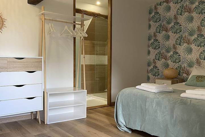 Location de vacances pour 13 personnes, avec jardin et jacuzzi à Thésée - 3