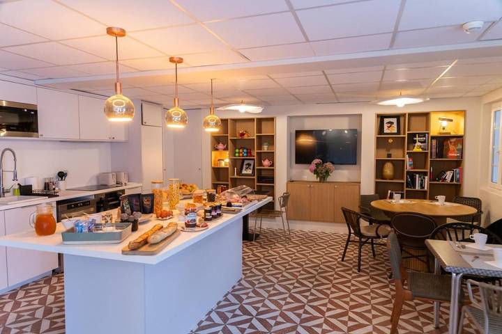 Hôtel pour 2 personnes, avec terrasse, animaux acceptés à Saint-Pée-sur-Nivelle - 4