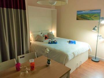 Camping for 6 People in Besse-et-Saint-Anastaise, Massif Central, Photo 3
