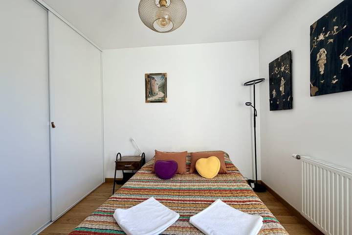 Appartement entier, Confortable T3 avec terrasse et garage ! in Aix-les-Bains, Région de Chambéry