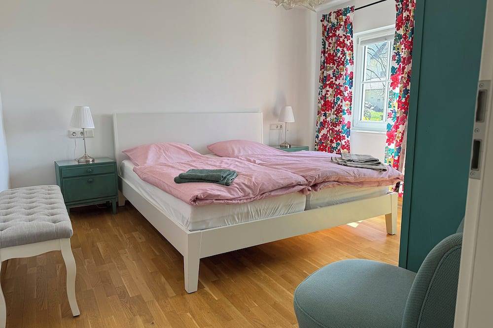 Ganze Wohnung, Ferienwohnung im Obstgut Willmann, ruhige Lage mit Blick auf den Bodensee in Kressbronn am Bodensee, Region Bodensee-Oberschwaben