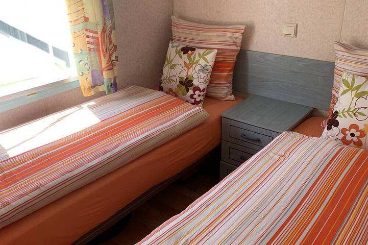 Mobil home pour 6 personnes, avec piscine ainsi que jardin et sauna à Corcieux - 3