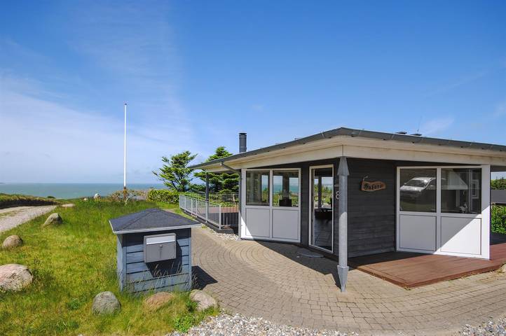 Ferieudlejning for 8 personer, med Jacuzzi og Terrasse samt Sauna i Struer