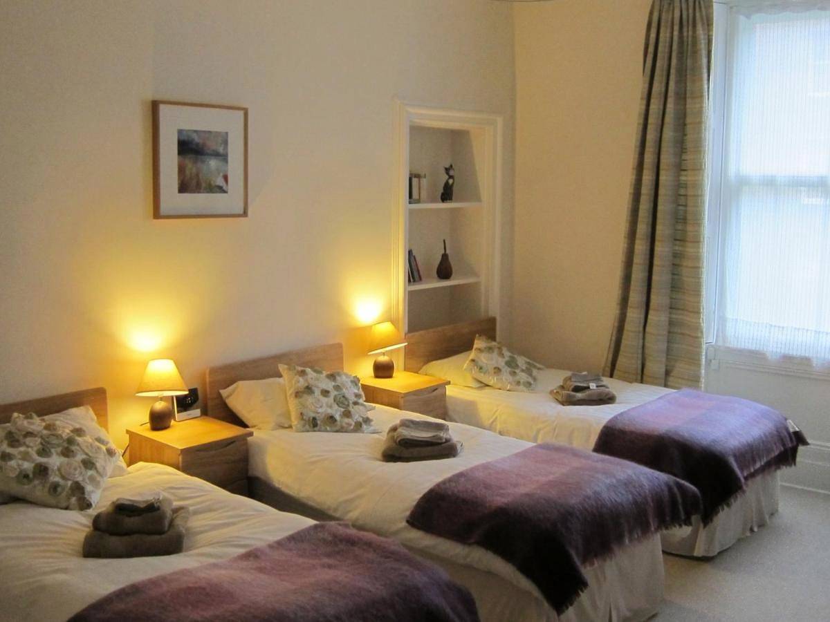 Bed and Breakfast for 3 people with view in Edinburgh, Edinburgh and Lothian