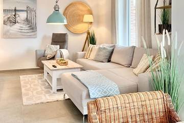 Ferienwohnung für 10 Personen, mit Sauna und Pool sowie Garten und Balkon, mit Haustier in Eckwarden