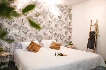 Hôtel pour 2 personnes, avec terrasse et jardin à Saint-Gatien-des-Bois