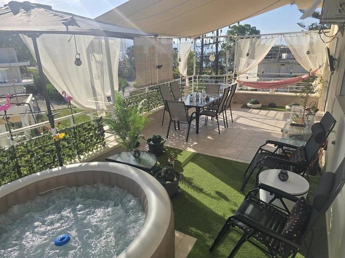 Apartamento para 8 personas, con balcón y jacuzzi en Delfos