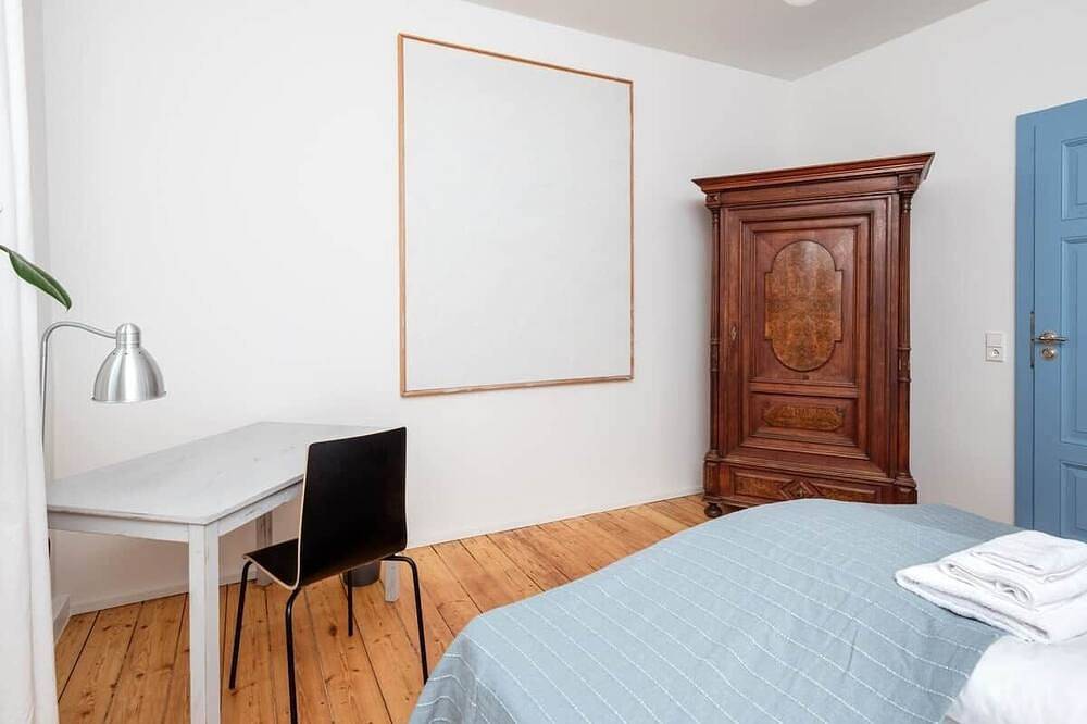 Künstlerzimmer 1.5 - das Minimalistische in Gera, Ostthüringen