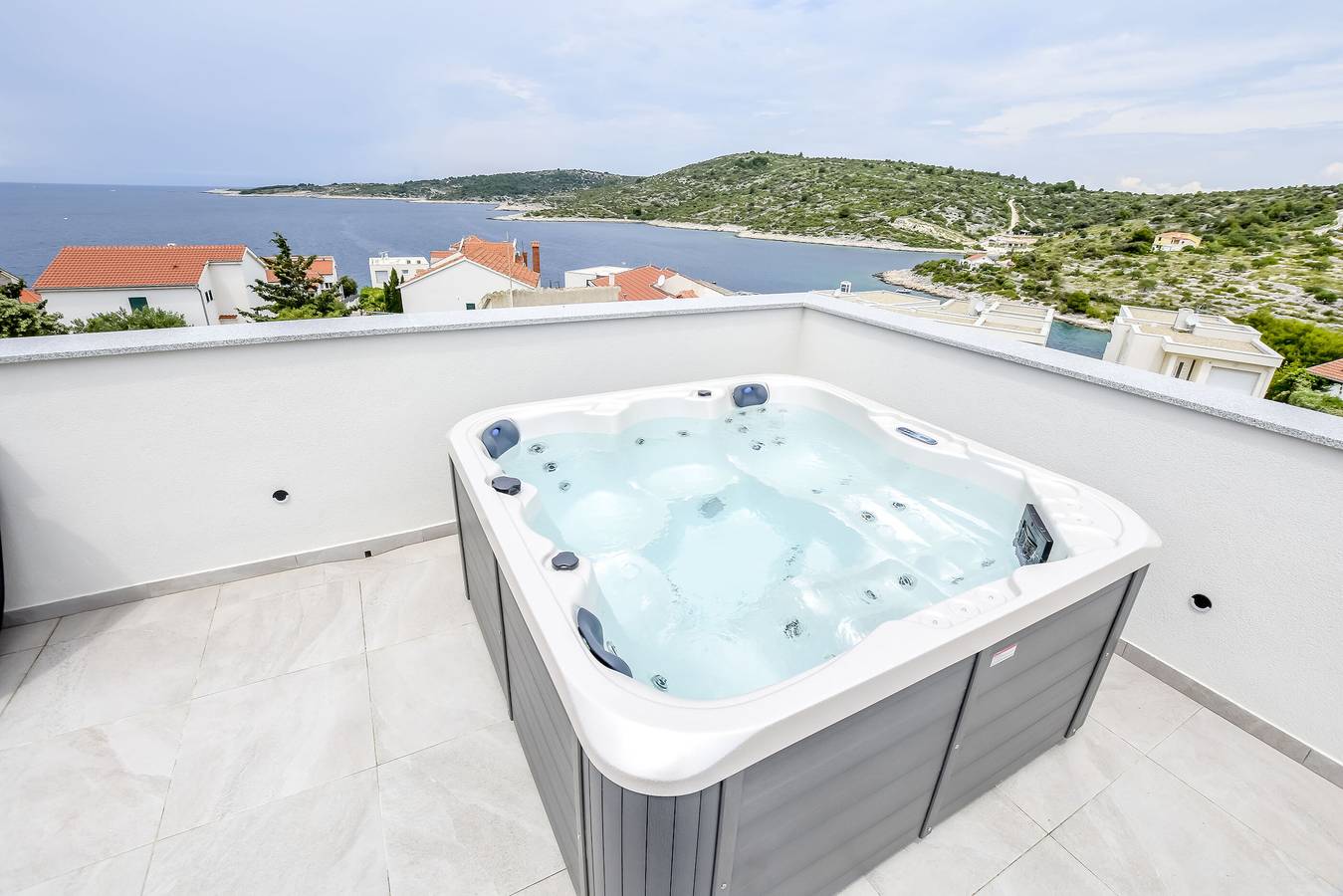 Apartament Wakacyjny dla 10 osoby w Kanica, Razanj