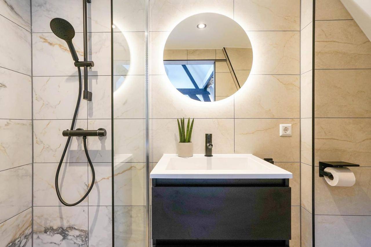 Romantic 35m2 City Center Suite in Delft, Stadsgewest Haaglanden