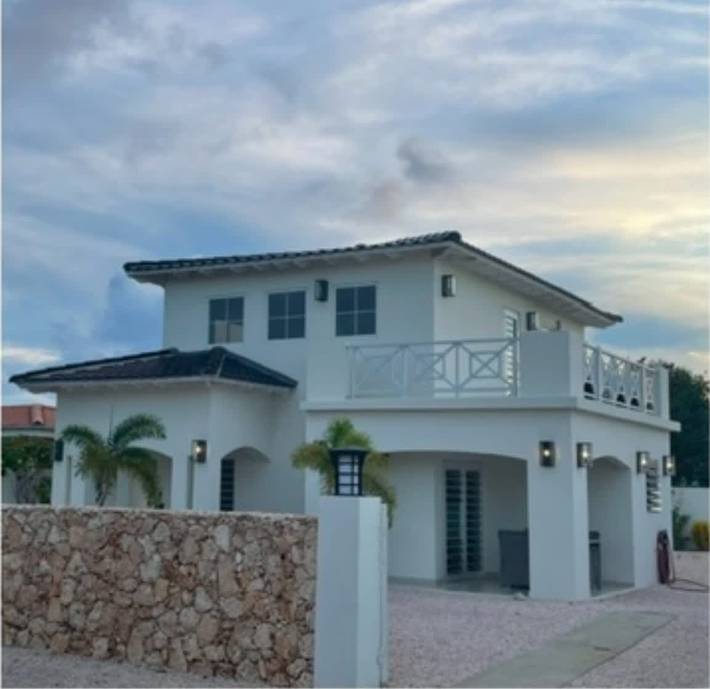 Villa voor 4 personen, met zwembad en tuin op Bonaire