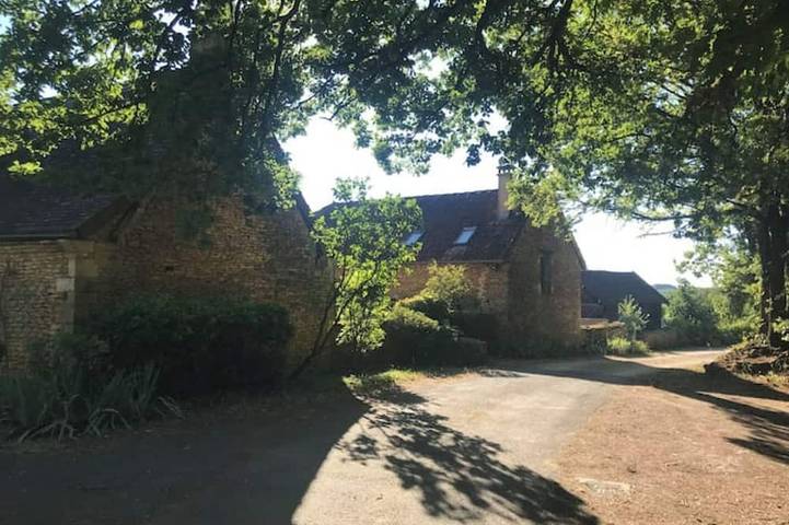 Maison de vacances pour 7 personnes, avec jardin et terrasse à Saint-Amand-de-Coly