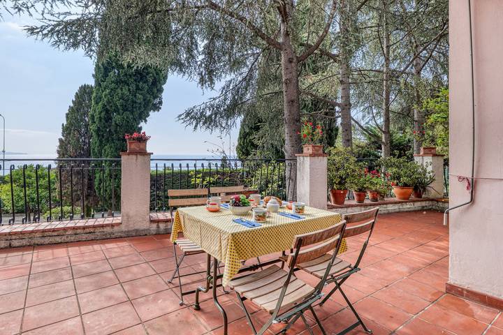 Appartement de vacances pour 5 personnes, avec jardin, animaux acceptés
