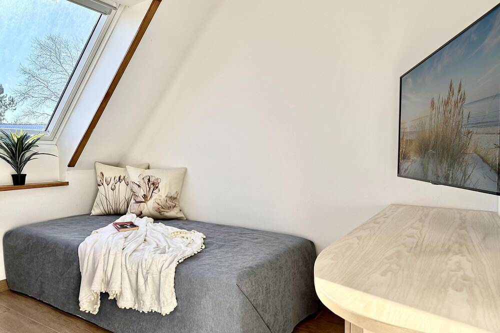 Ganze Wohnung, Komfortables Studio in der Pension vorm Darß in Neu Hirschburg, Ribnitz-Damgarten