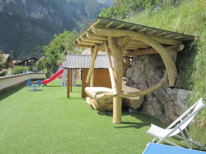 Gîte pour 6 personnes, avec jardin ainsi que vue sur le lac et vue à Molveno - 4