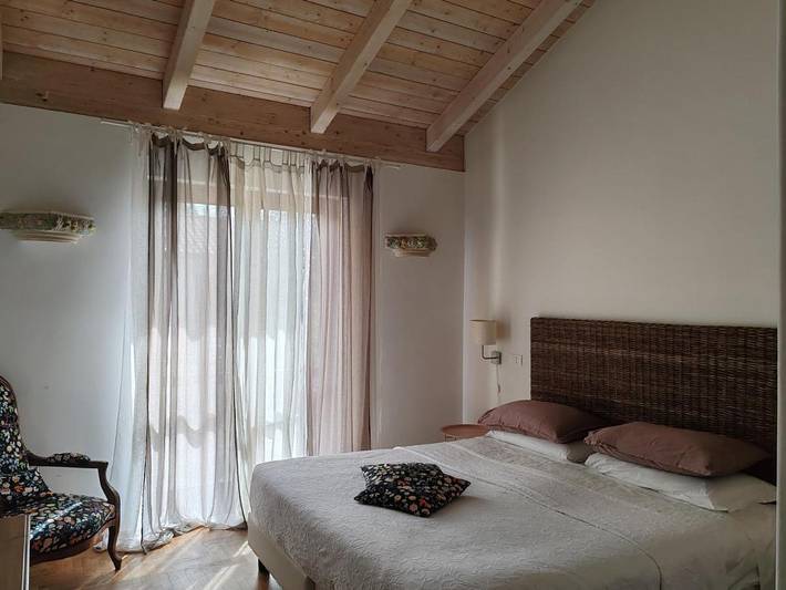 Location de vacances pour 3 personnes, avec vue et jardin, animaux acceptés à Potenza - 2