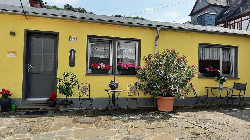 Ferienhaus für 2 Personen, mit Terrasse und Garten an der Mosel