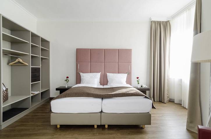 Doppelzimmer mit Dusche, Wc, 1 Person in Schobergruppe, Lienz