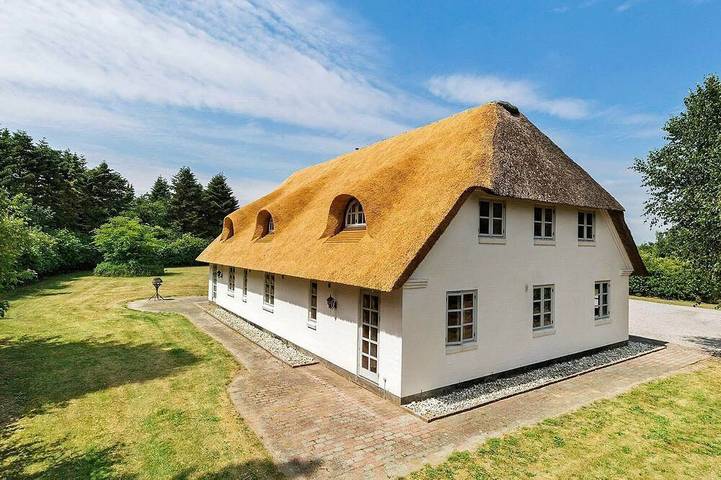 Ferienhaus für 18 Personen, mit Terrasse und Garten