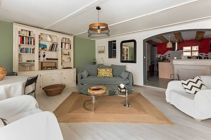 Maison de vacances pour 4 personnes, avec terrasse et piscine, animaux acceptés