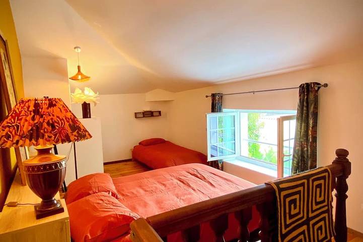 Gîte pour 4 personnes, avec terrasse et jardin à Le Vigeant - 2