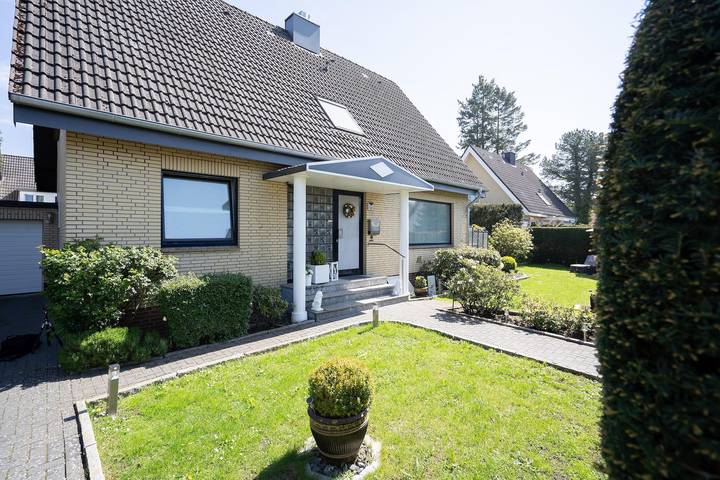 Ferienwohnung für 3 Personen, mit Balkon und Terrasse sowie Garten in Timmendorfer Strand