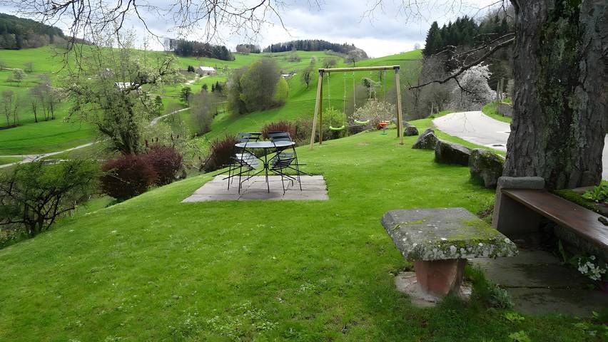 Ferienhaus 'Rural Batôt Henri' mit Bergblick, privater Terrasse und WLAN in Lapoutroie, Regionaler Naturpark Belchen der Vogesen