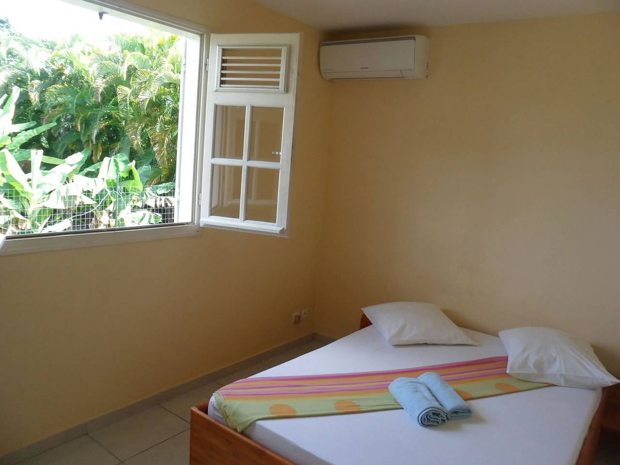Villa avec piscine privée à Petit-Bourg, 100 m² in Petit-Bourg, Guadeloupe