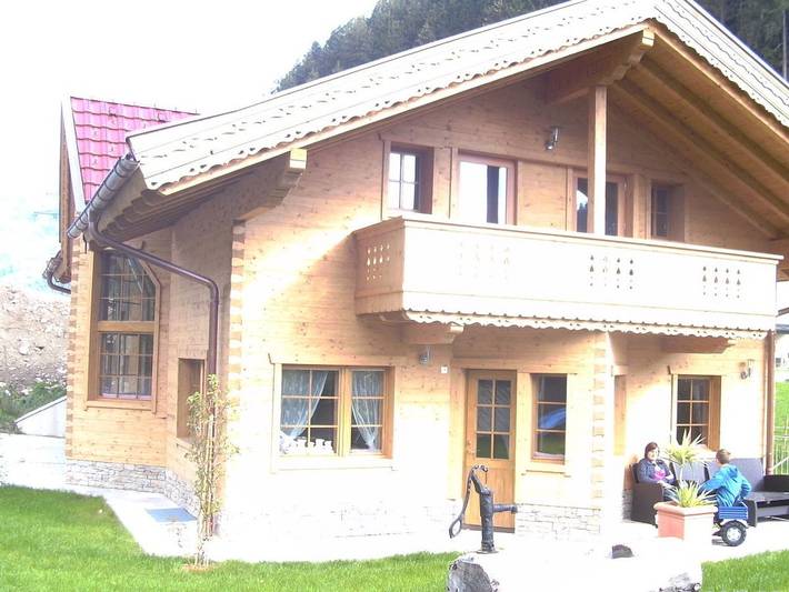 Ferienhaus für 13 Personen, mit Balkon und Terrasse sowie Garten und Sauna in Hainzenberg - 3