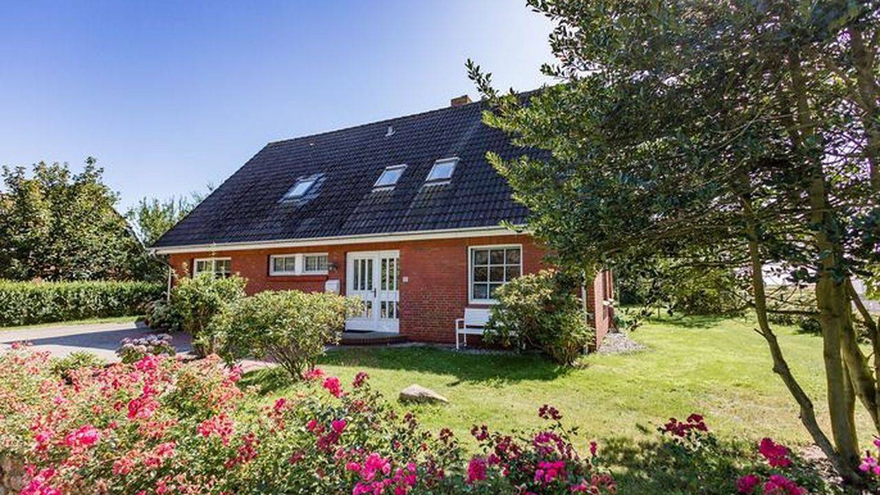 Ganze Ferienwohnung, Ferienwohnung für 6 Personen (120 m²) in Borgsum in Borgsum, Föhr