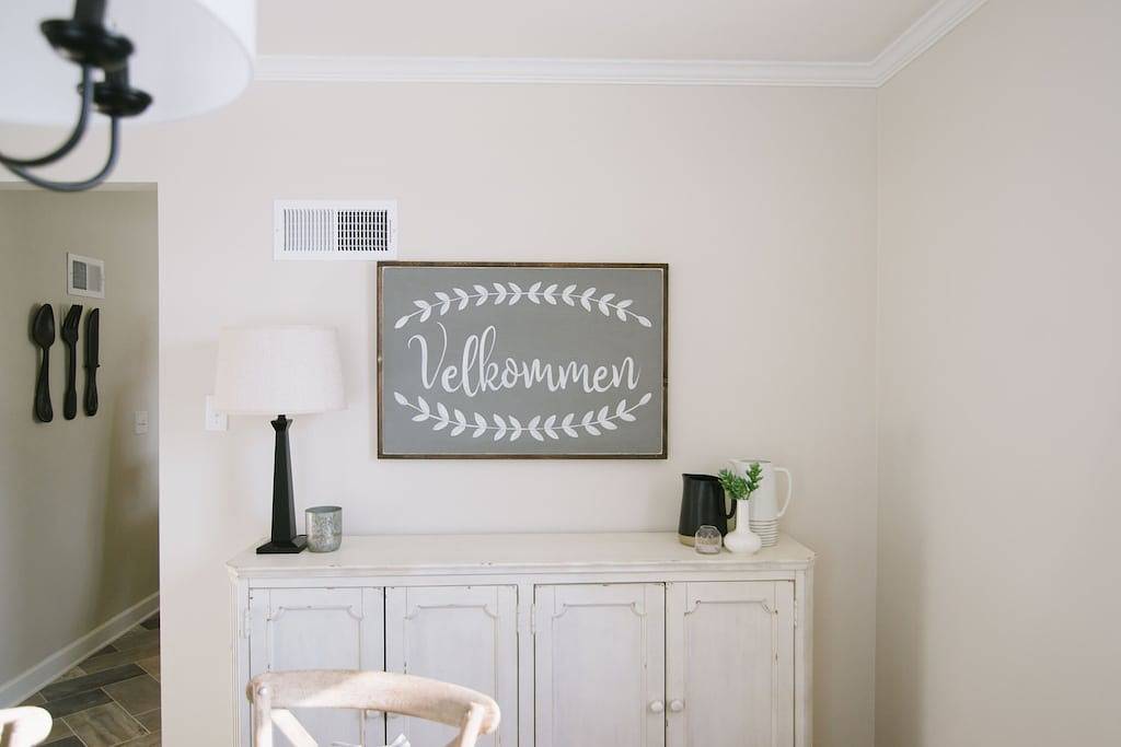 Das Decorah House in der Nähe des Luther College! in Decorah, Winneshiek County