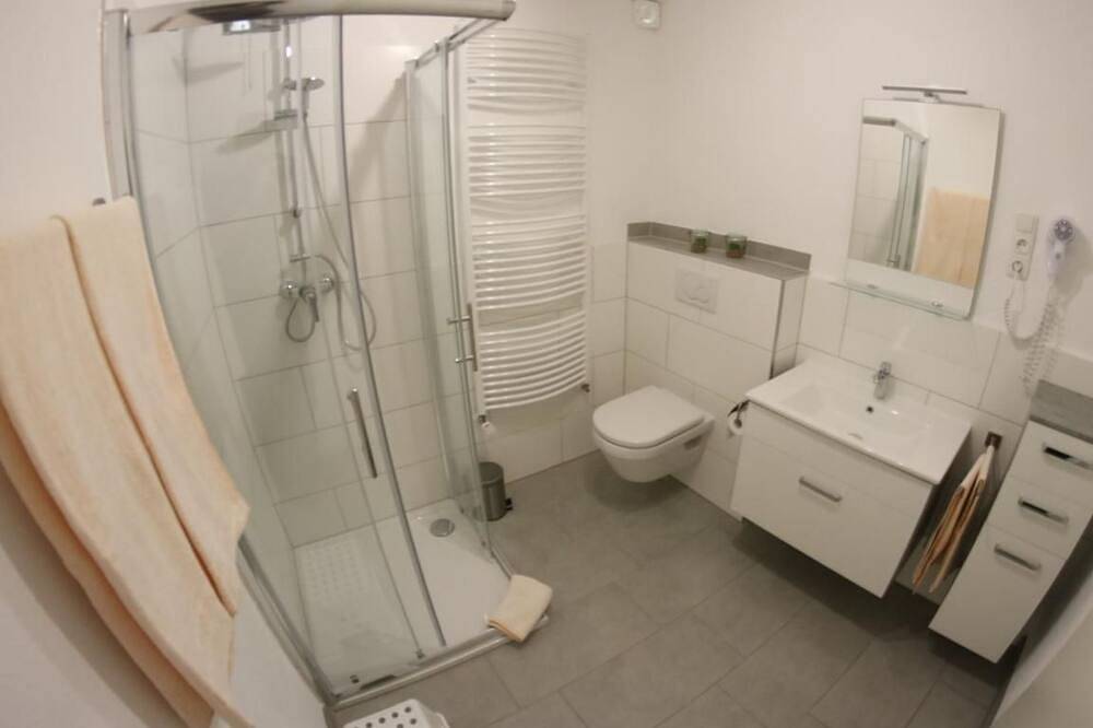 Ganze Wohnung, Haus Budinger in Alf, Traben-Trarbach und Umbegung