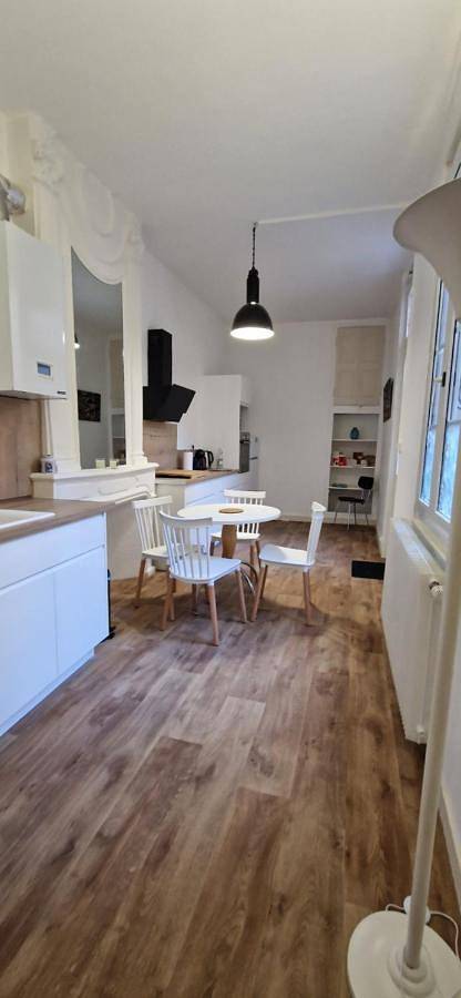 Gîte pour 4 personnes, avec terrasse à Dole - 4