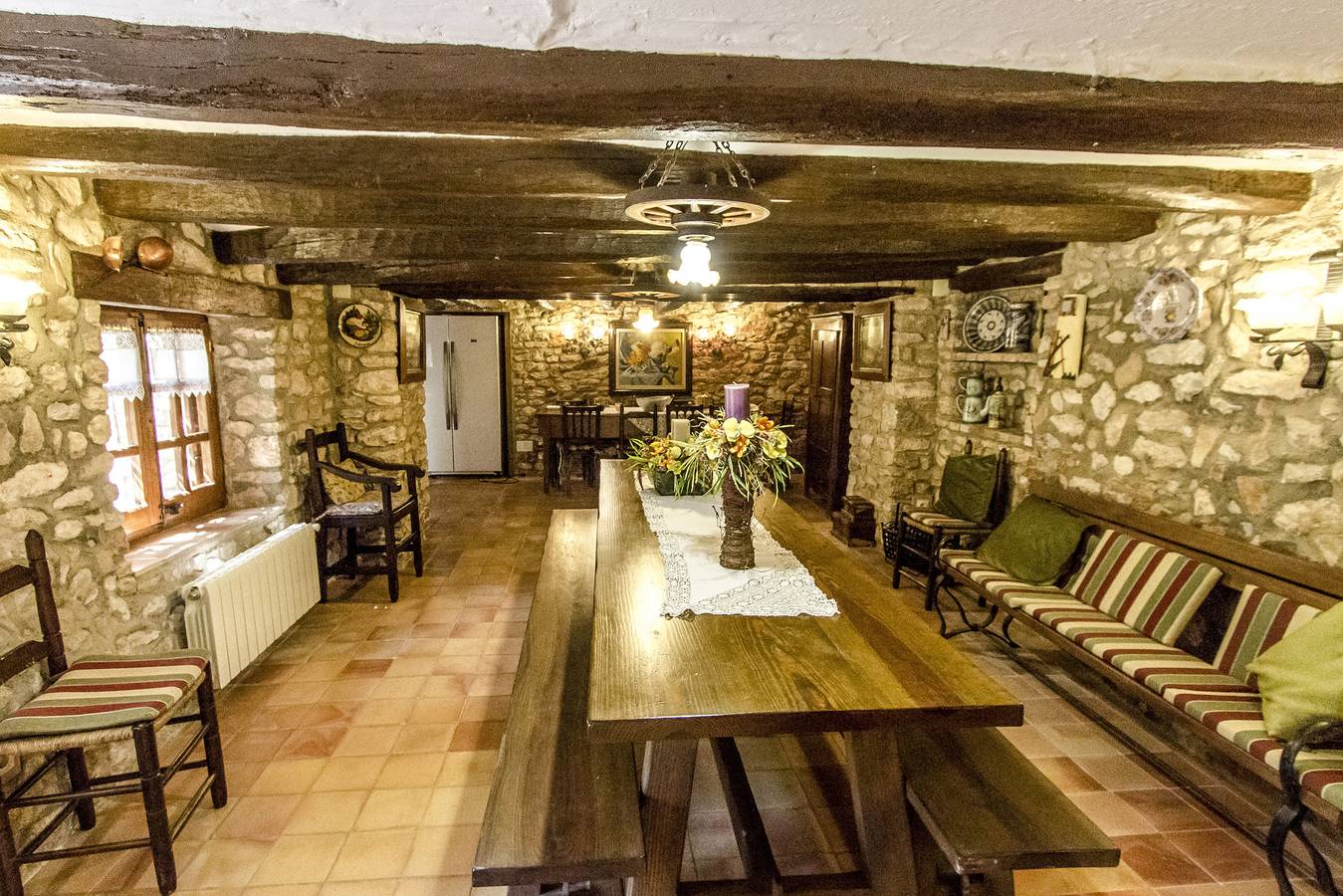 Majestuosa e historica para 32 personas, playa 10km in Santa Oliva, Costa Dorada