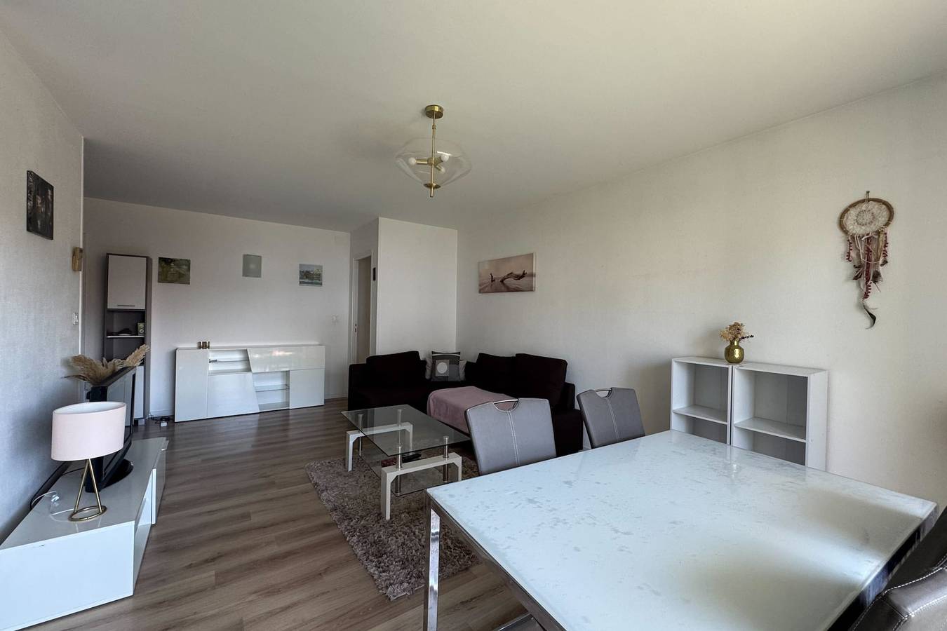 Appartement entier, Appartement avec balcons proche des plages in Caen, Région de Caen