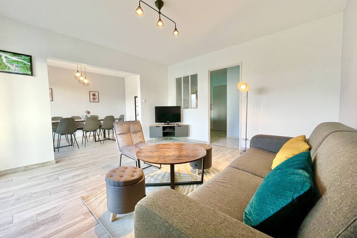Entire apartment, Family getaway in Colmar with balcony in Colmar, Colmar region