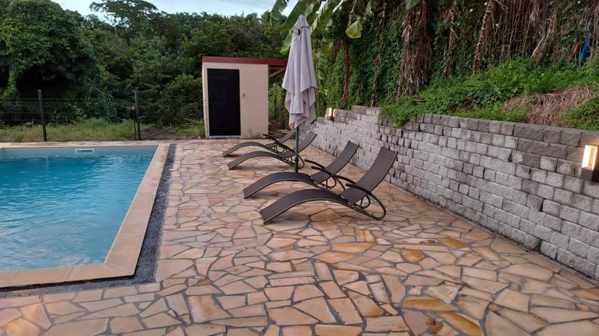 Gîte pour 7 personnes, avec jardin et vue, animaux acceptés à Saint-Pierre (ville) - 2