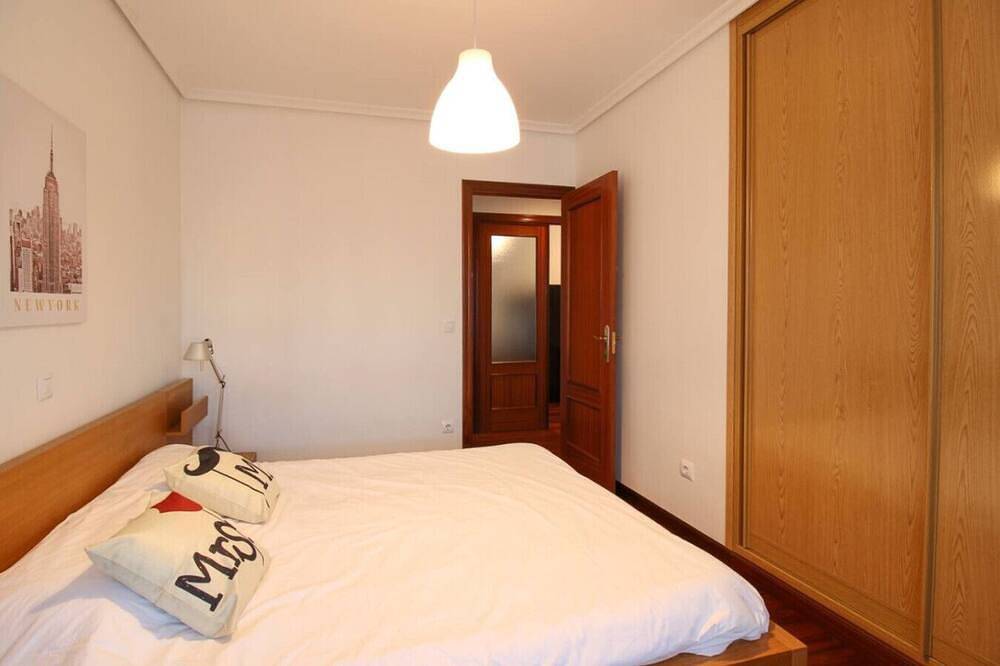 Apartamento entero, S20 apartment pool/terrace/garden in Santander, Costa de Cantabria