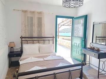 Studio für 2 Personen, mit Garten, kinderfreundlich in Griechenland