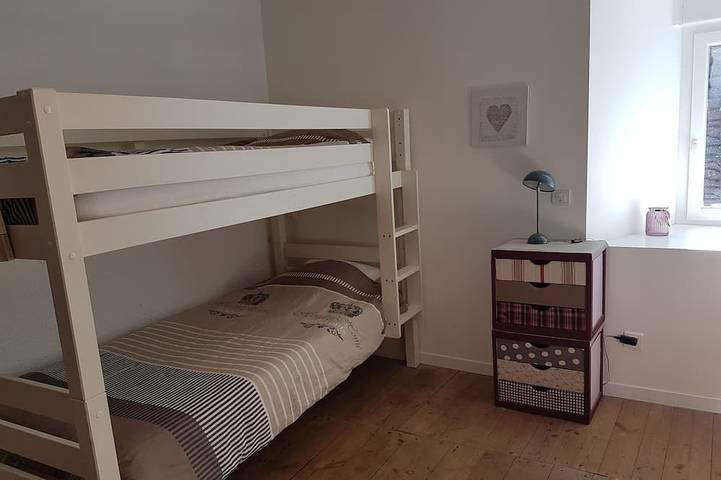 Location de vacances pour 8 personnes, avec jardin à Rieutort-de-Randon - 4