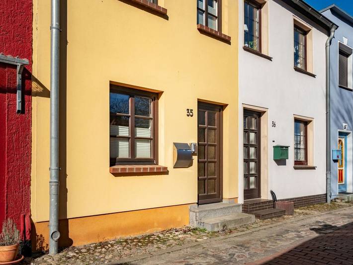 Ferienhaus für 4 Personen, mit Seeblick und Balkon in Barth