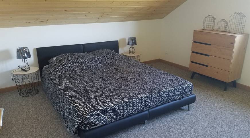 Gîte pour 15 personnes, avec jacuzzi ainsi que balcon et jardin en Bourgogne-Franche-Comté - 4