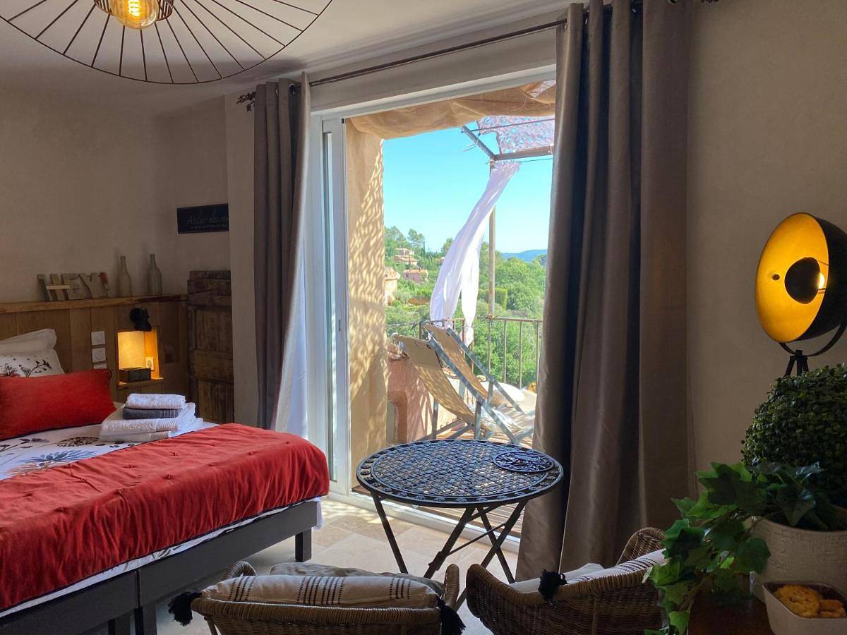 Maison d'hôtes Une hirondelle en Provence in Roussillon, Parc naturel régional du Luberon