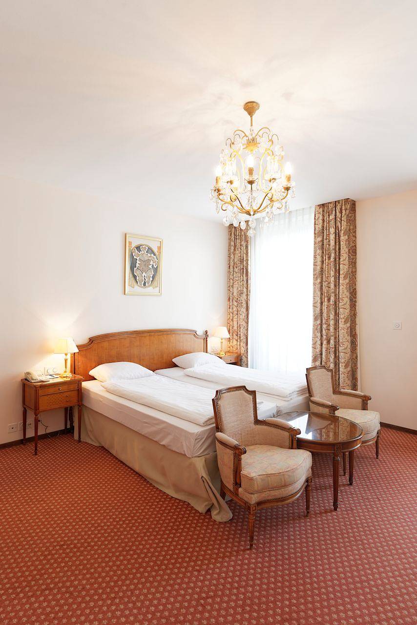 Eden Palace Au Lac - Chambre double Standard 1 pers. in Lac Léman