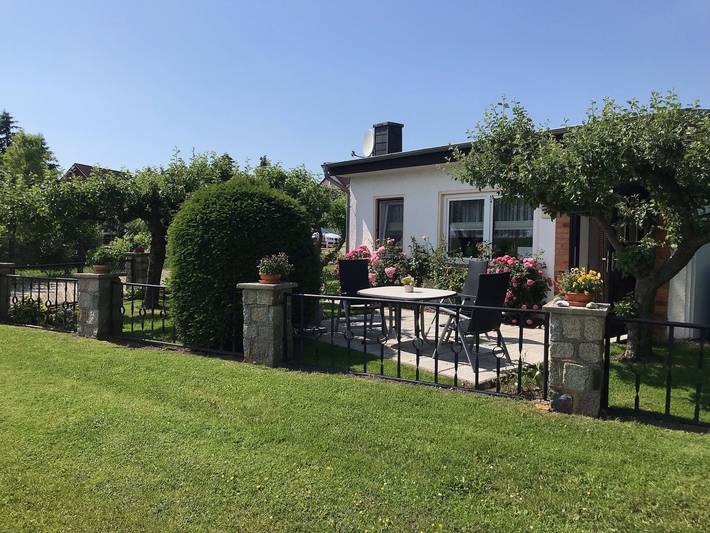Ferienhaus mit Meerblick für 3 Personen, mit Seeblick und Garten sowie Terrasse, kinderfreundlich in Deutschland - 2