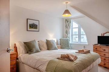 Apartment for 4 People in West Bay, Jurassic Coast, Photo 1