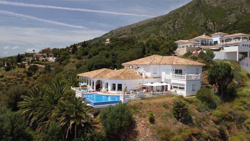 Chambre d’hôte pour 2 personnes, avec vue ainsi que jardin et piscine à Mijas - 3