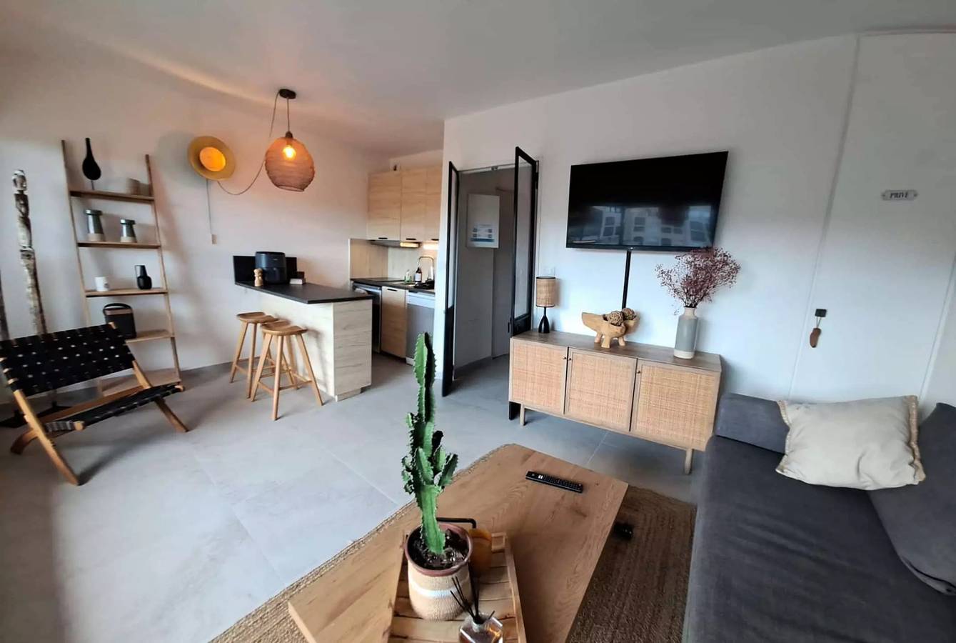 Appartement entier, Bel appt pour 4 personnes climatisé avec terrasse plage à pied Gassin in Port Cogolin, Gassin
