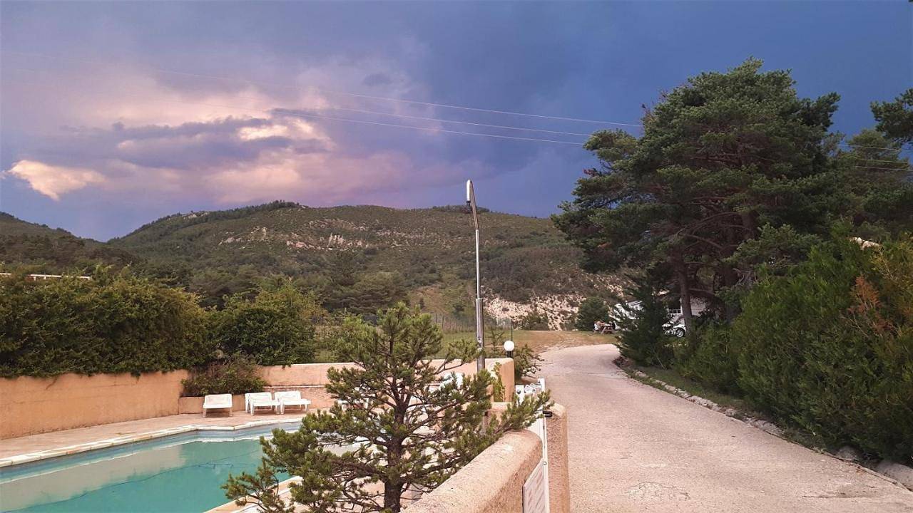 Les Sirènes - mobilhome 8 in Castellane, Région Castellane