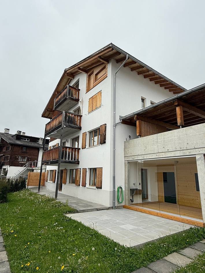 Ganze Ferienwohnung, Casa Albin - 3.5 Zimmerwohnung - neu renoviert und zentral gelegen in Flims-Dorf, Flims